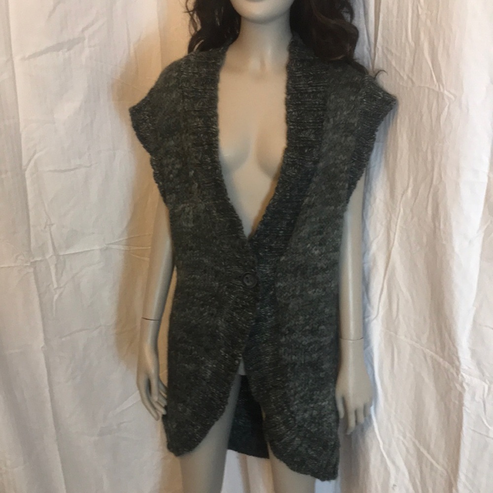 Jillian Nicole Cardigan sweater
